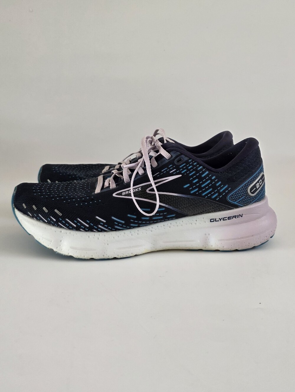 Brooks Glycerin 20 Women's Running Shoe in Peacoat Ocean Lilac Colorway Size 10